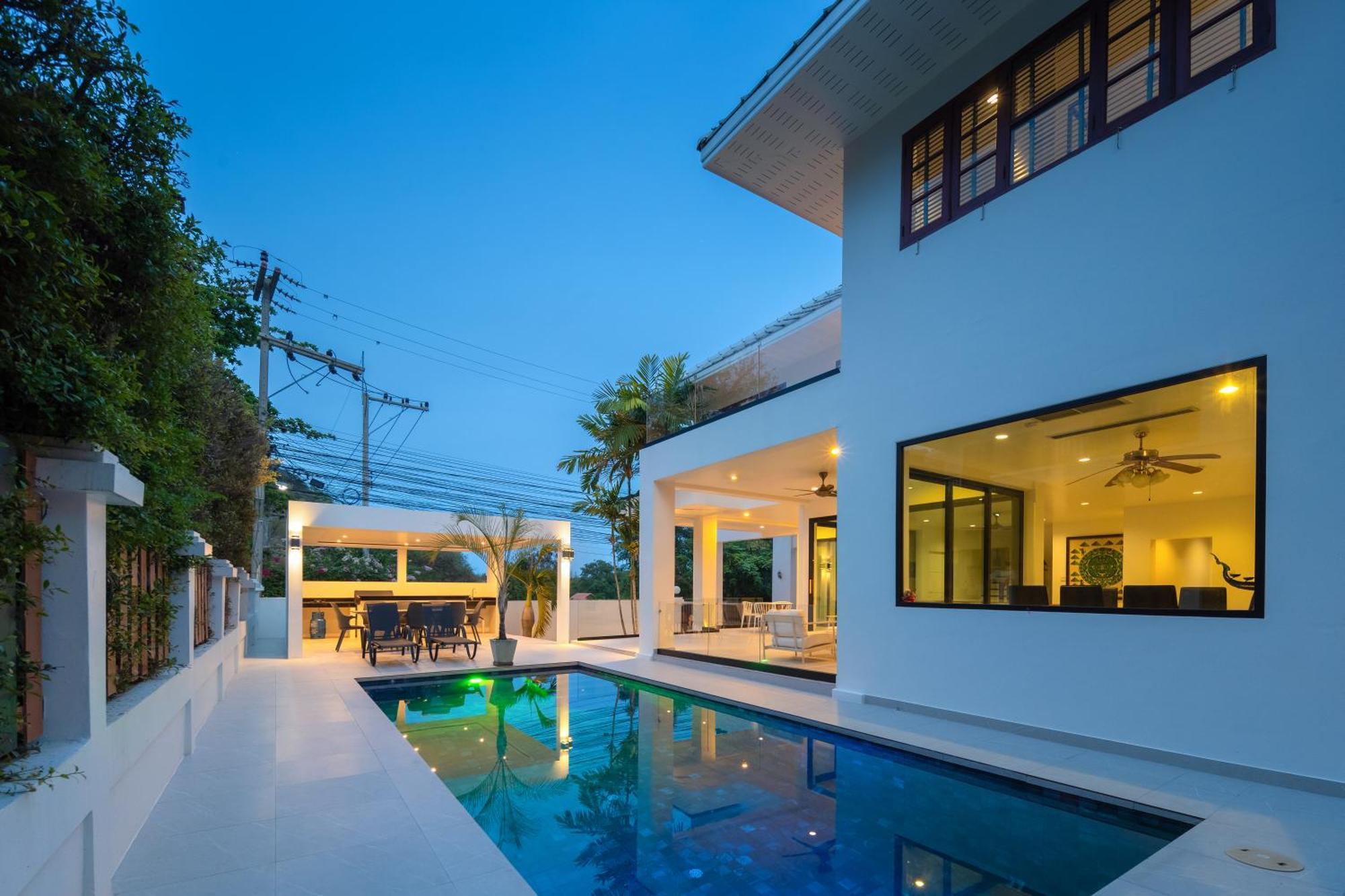 Stunning Villa With Pool And Tropical Garden Хуа Хин Екстериор снимка