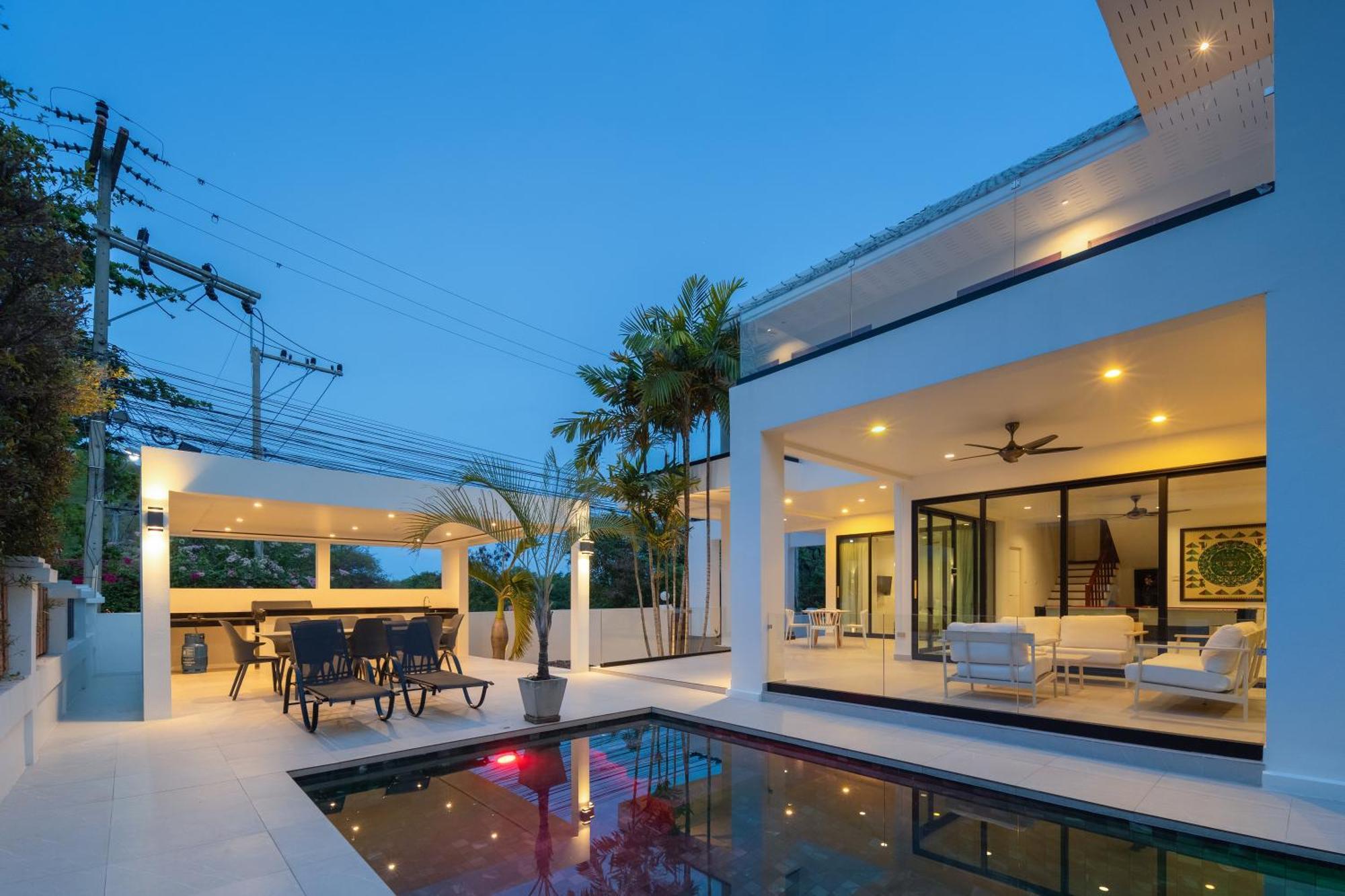 Stunning Villa With Pool And Tropical Garden Хуа Хин Екстериор снимка